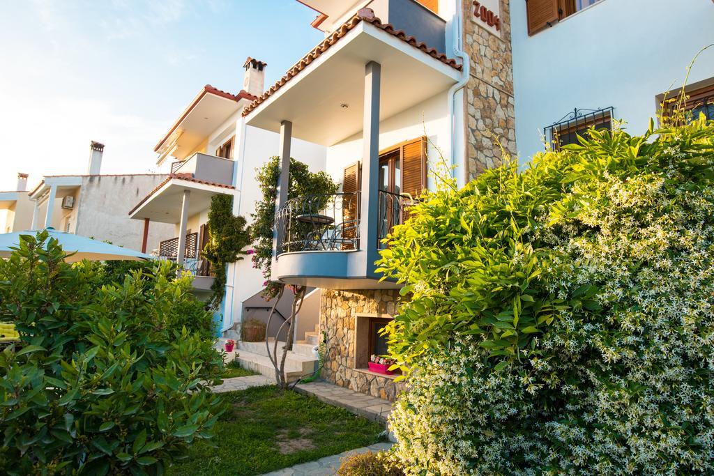 Bouganvillia Homes Nikiti  Bagian luar foto