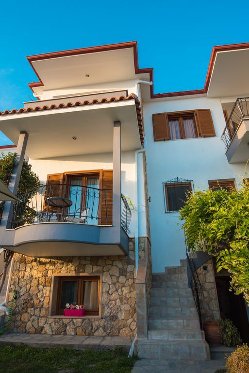 Bouganvillia Homes Nikiti  Bagian luar foto