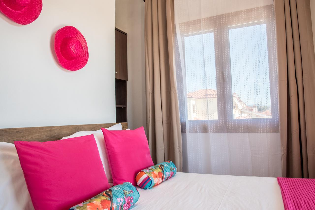 Bouganvillia Homes Nikiti  Bagian luar foto